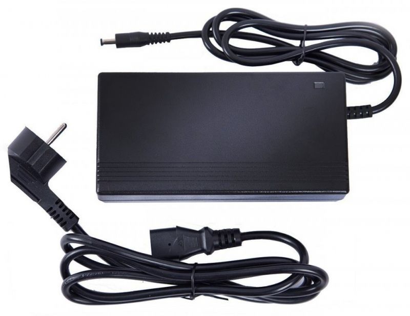 Зарядное устройство 24V 2A (MIC 5,5mm*2.1mm) Зарядное устройство 24V 2A (MIC 5,5mm*2.1mm)